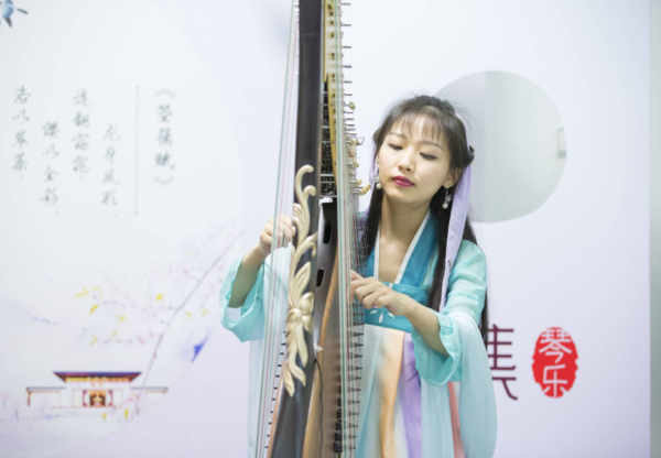 深圳王帅首届箜篌雅集亮相鹏城 深圳王帅首届箜篌雅集亮相鹏城